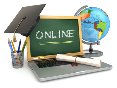 4 Ways Online Learning Benefits Homeschool Students 